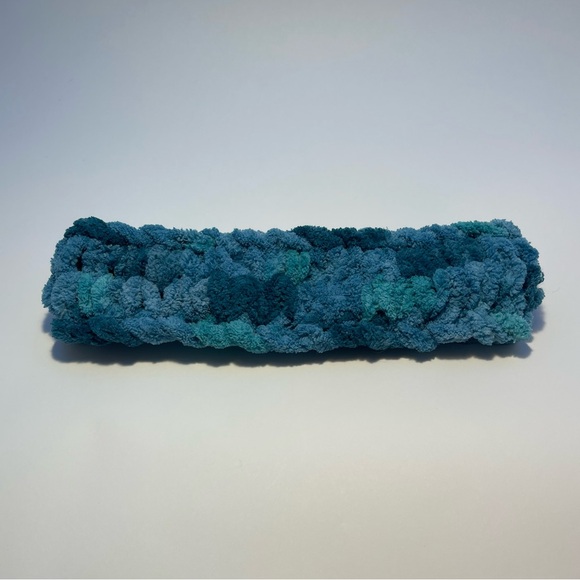 Handmade Women’s/Junior’s Winter Headband/Ear Wrap - Variegated Teal - Picture 3 of 9